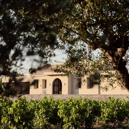 Uvetta Villa