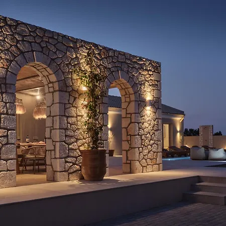 Uvetta * Makhairadhon